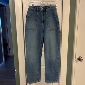 Hollister Men's Relaxed Jeans in Blue